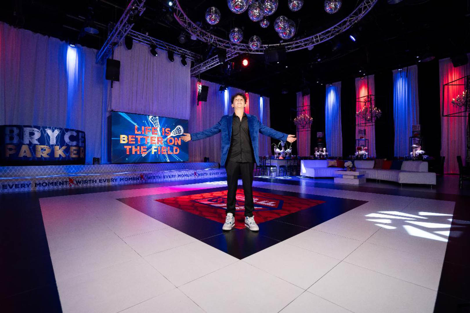  html    head  title 500 Internal Server Error  title   head    body    center  h1 500 Internal Server Error  h1   center    hr  center nginx 1.29.3  center     body     html 