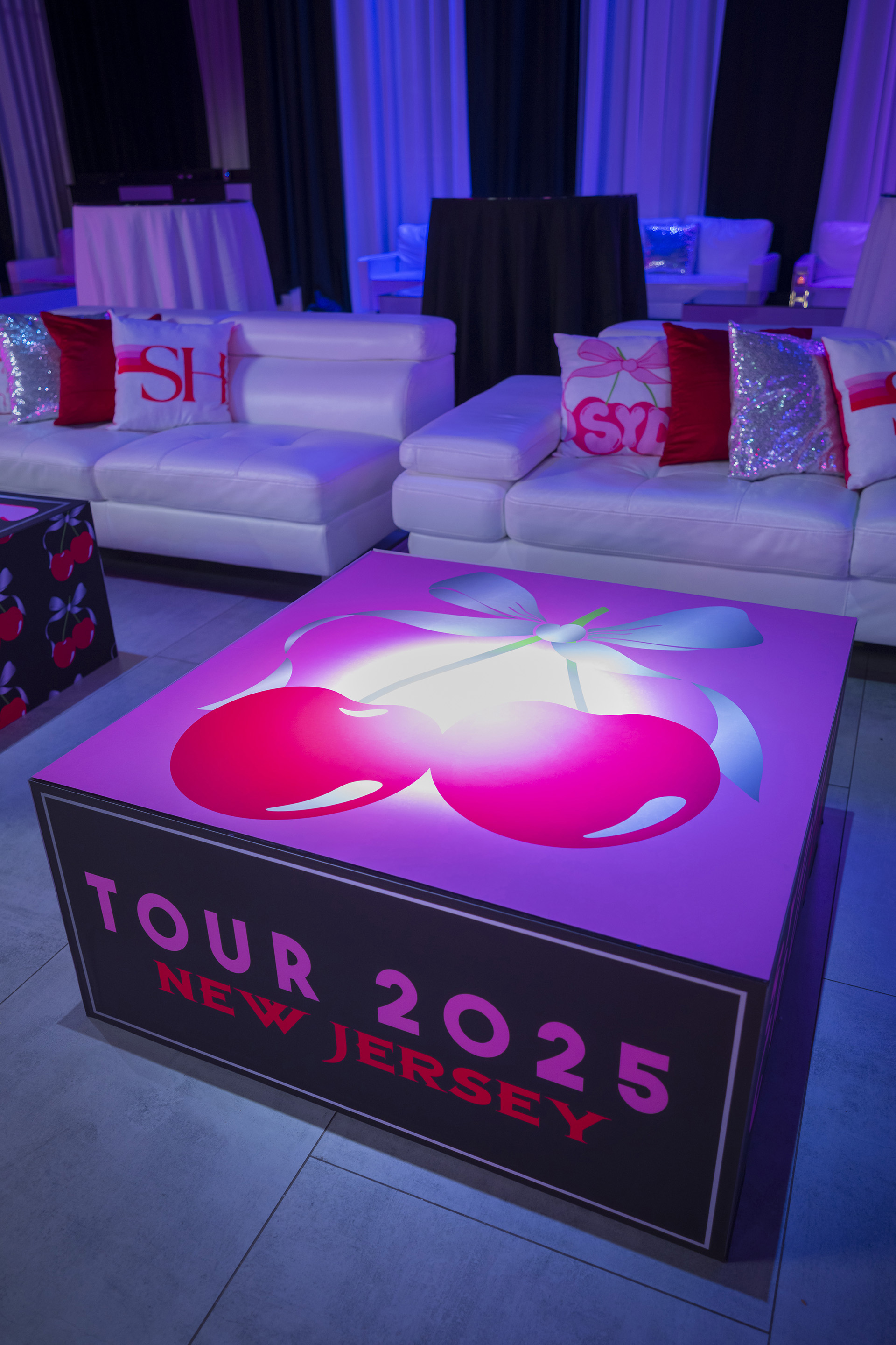 <html>
<head><title>500 Internal Server Error</title></head>
<body>
<center><h1>500 Internal Server Error</h1></center>
<hr><center>nginx/1.29.3</center>
</body>
</html>