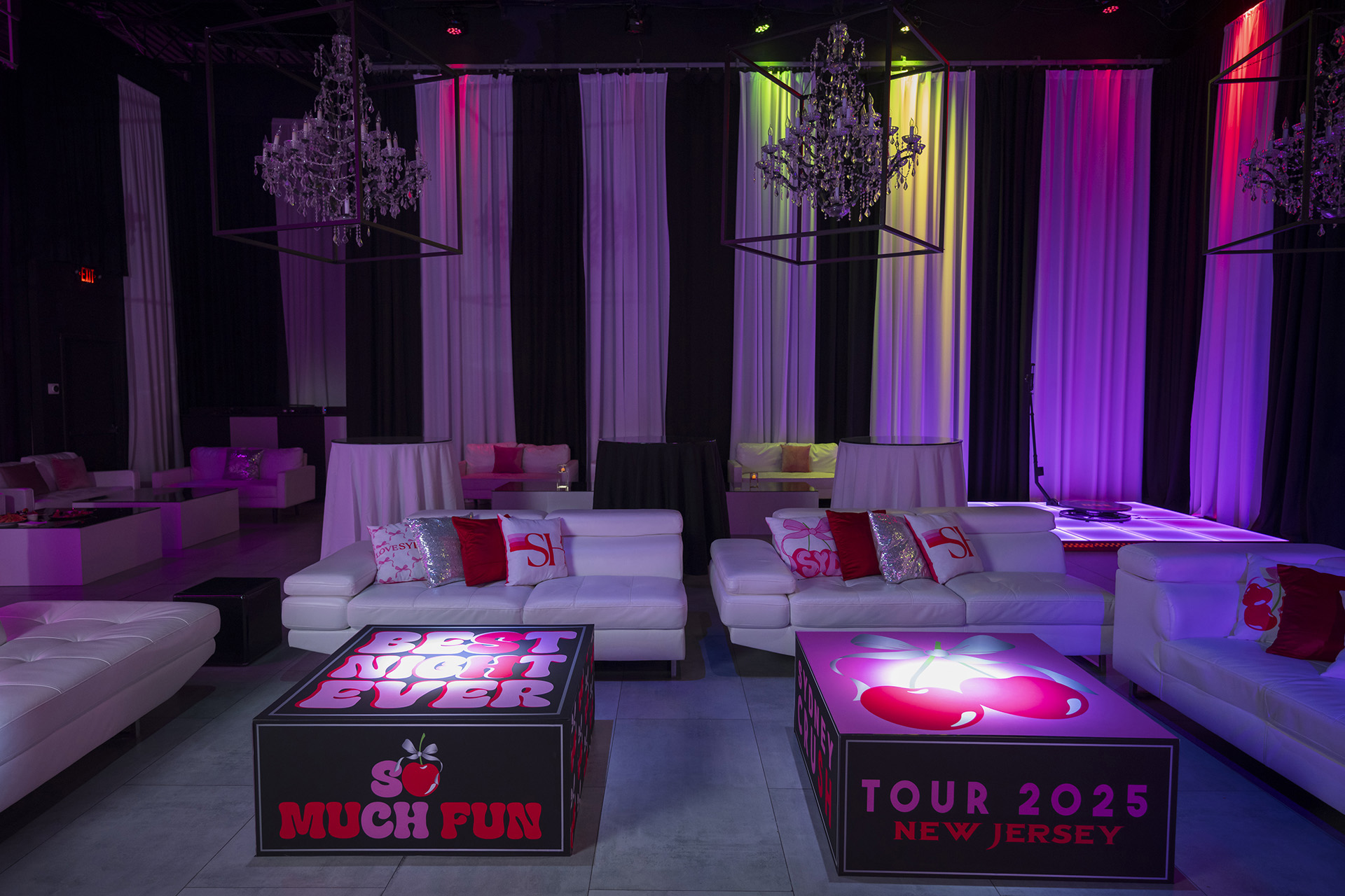  html    head  title 500 Internal Server Error  title   head    body    center  h1 500 Internal Server Error  h1   center    hr  center nginx 1.29.3  center     body     html 