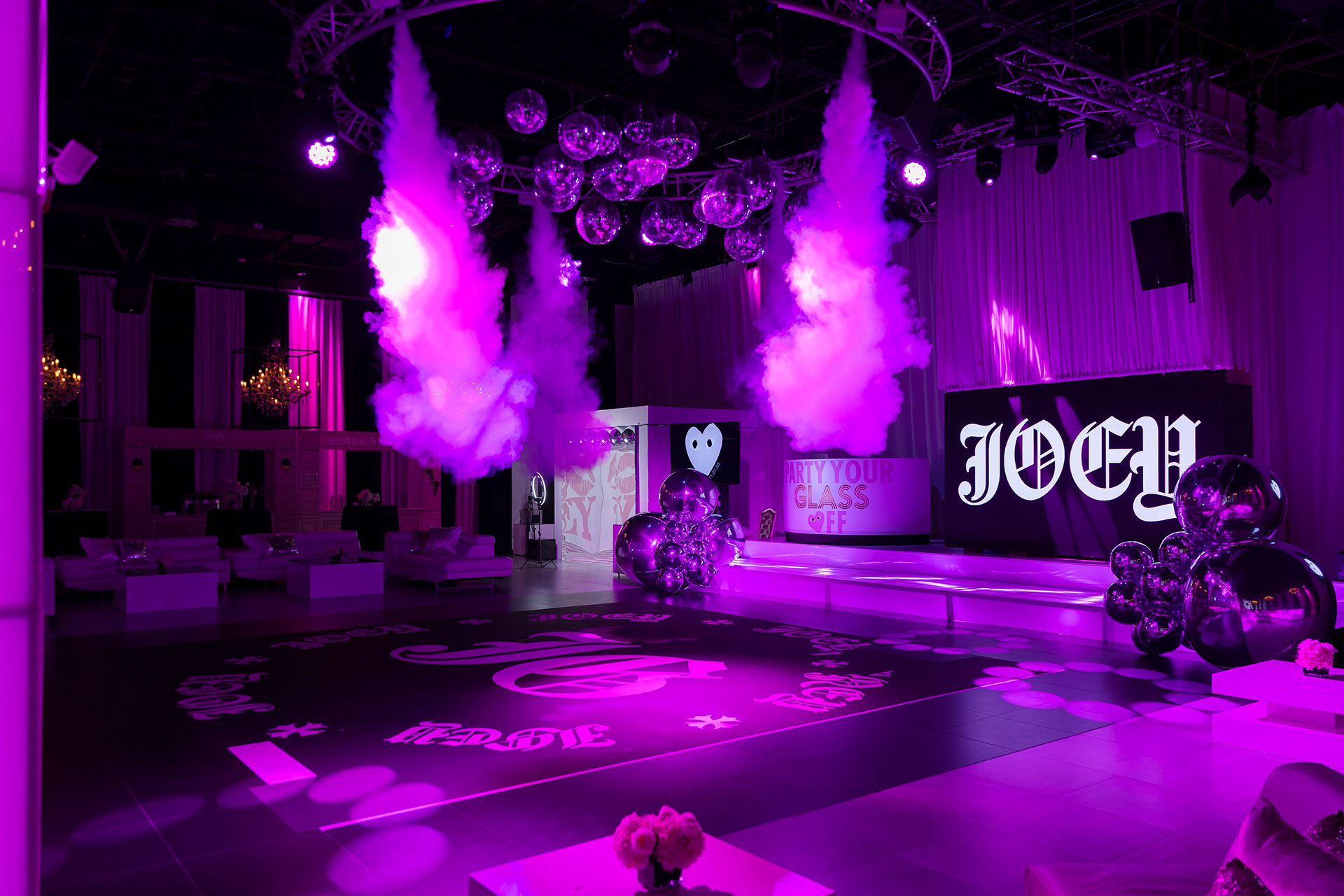  html    head  title 500 Internal Server Error  title   head    body    center  h1 500 Internal Server Error  h1   center    hr  center nginx 1.29.3  center     body     html 