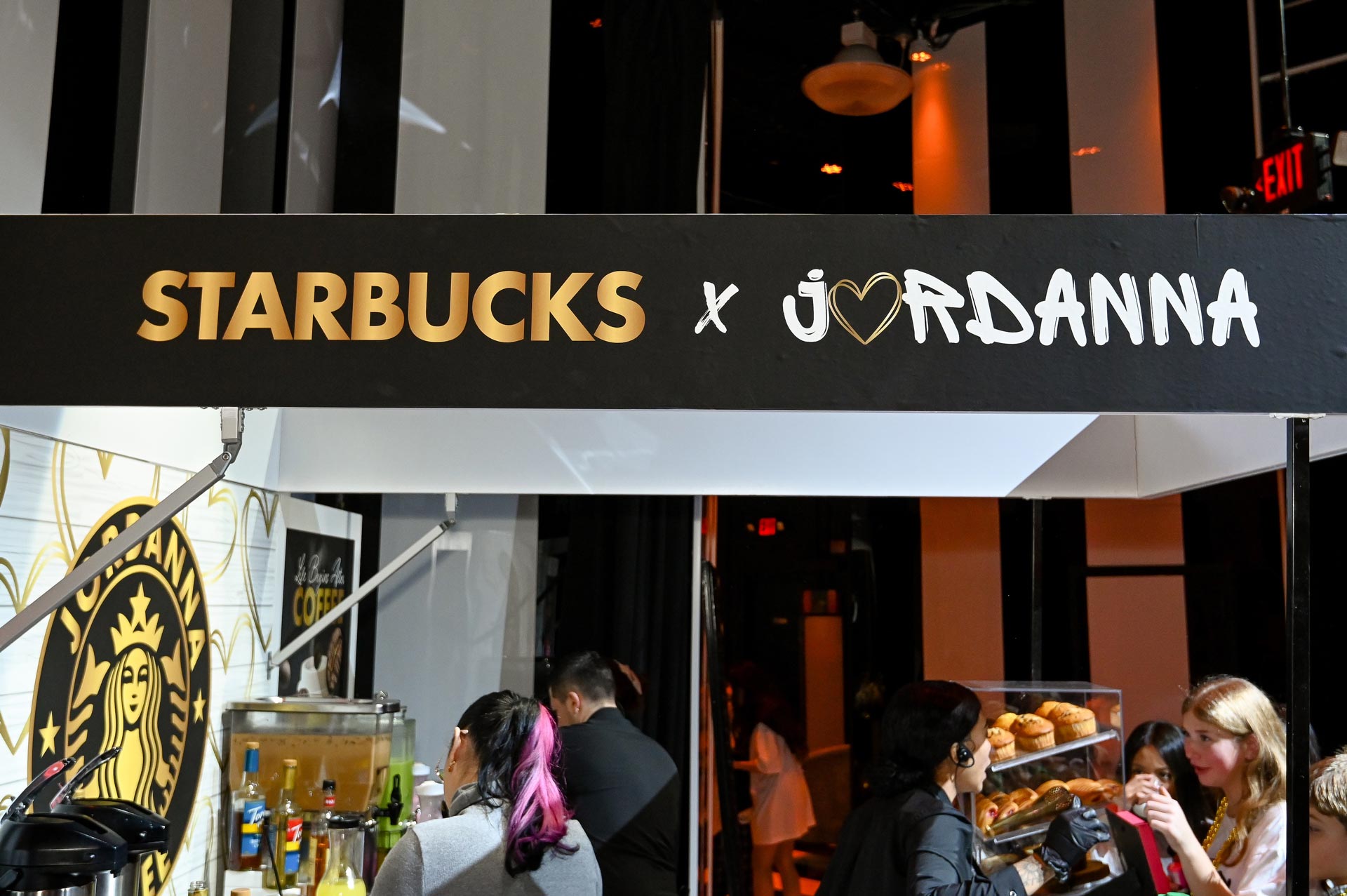  html    head  title 500 Internal Server Error  title   head    body    center  h1 500 Internal Server Error  h1   center    hr  center nginx 1.29.3  center     body     html 