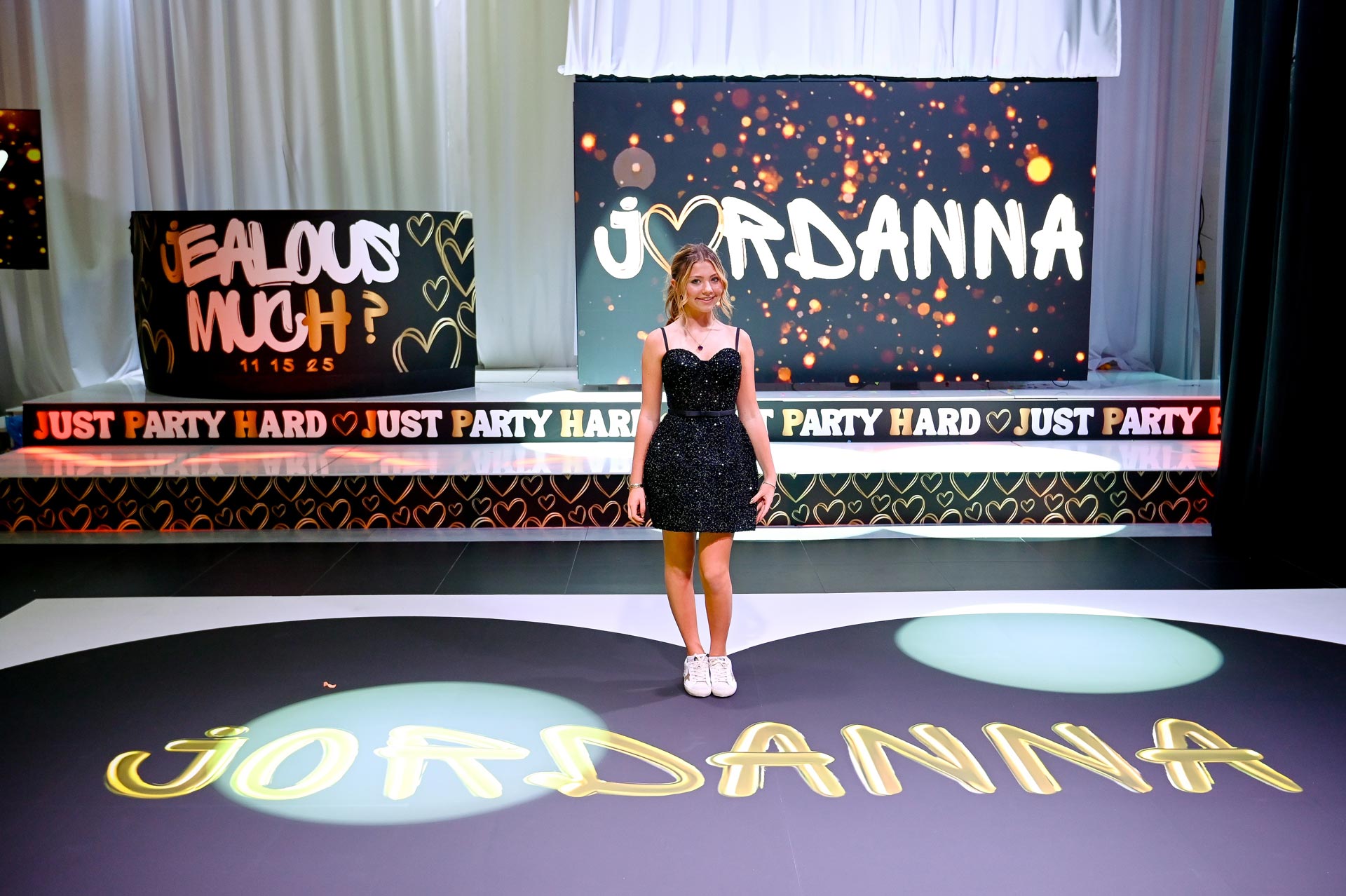  html    head  title 500 Internal Server Error  title   head    body    center  h1 500 Internal Server Error  h1   center    hr  center nginx 1.29.3  center     body     html 