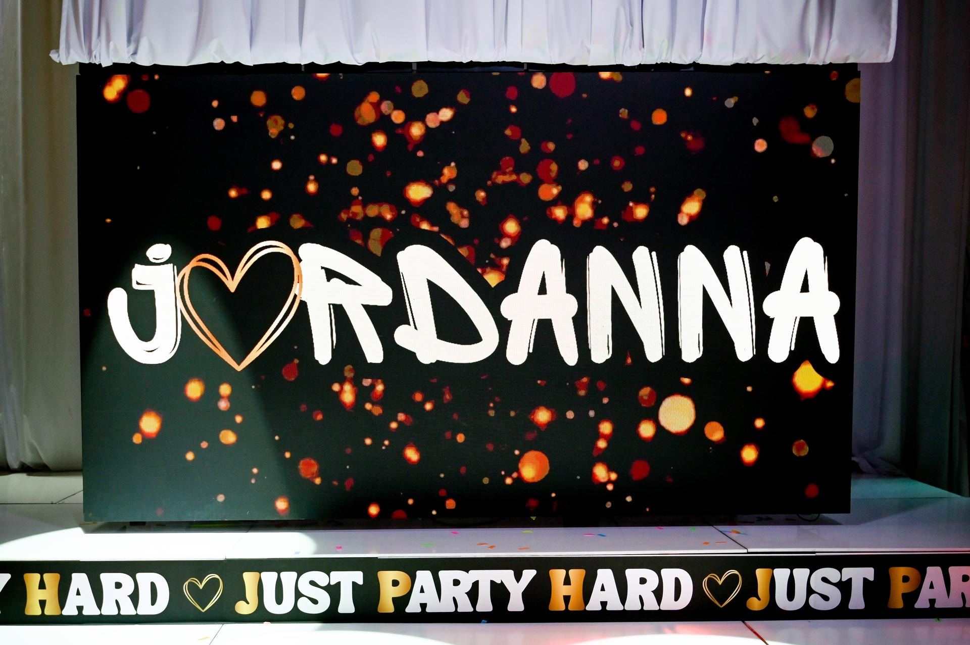  html    head  title 500 Internal Server Error  title   head    body    center  h1 500 Internal Server Error  h1   center    hr  center nginx 1.29.3  center     body     html 