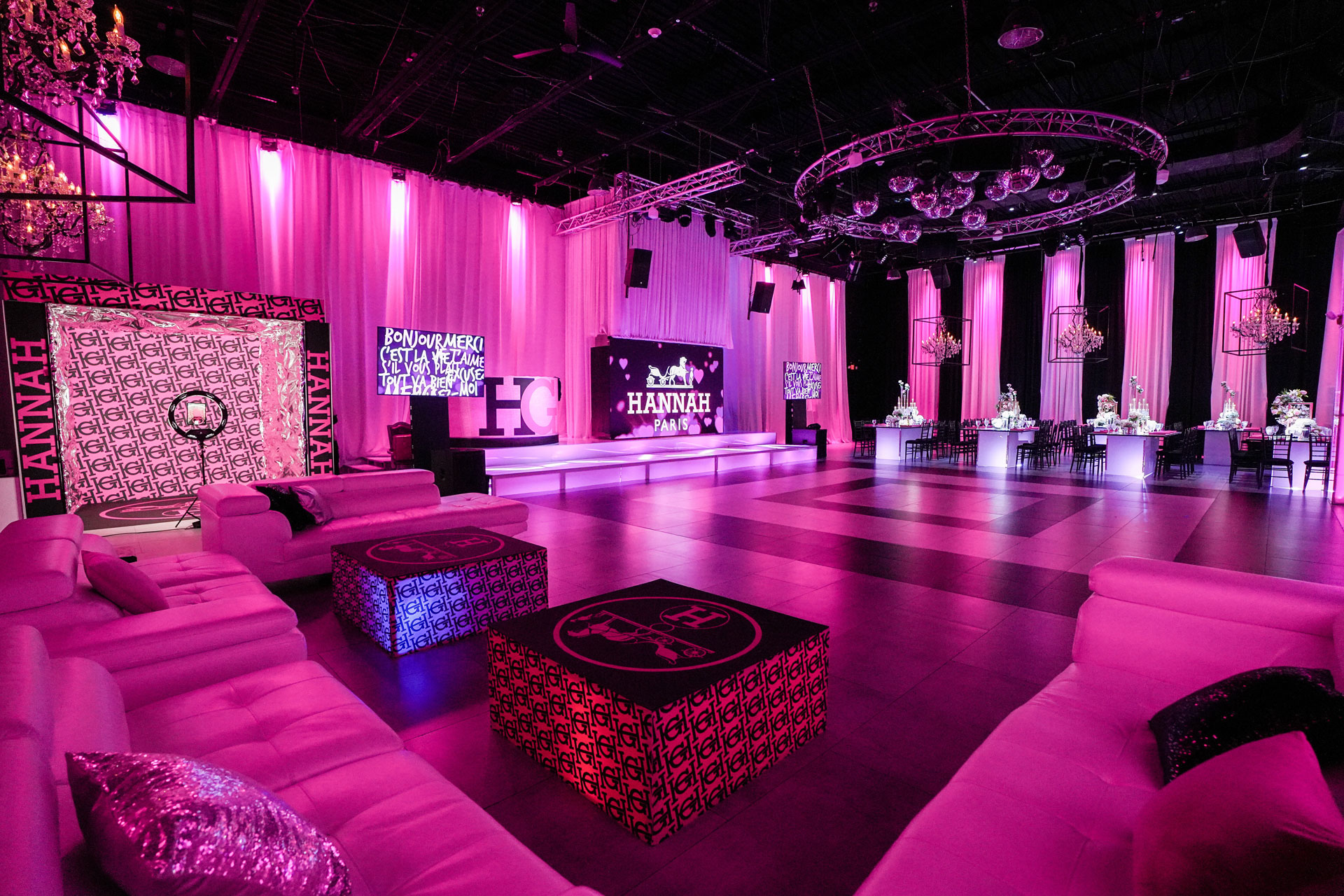  html    head  title 500 Internal Server Error  title   head    body    center  h1 500 Internal Server Error  h1   center    hr  center nginx 1.29.3  center     body     html 