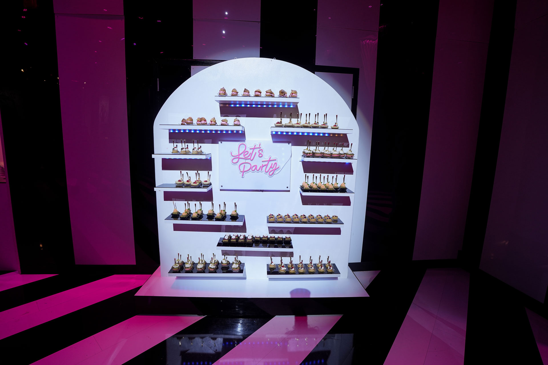  html    head  title 500 Internal Server Error  title   head    body    center  h1 500 Internal Server Error  h1   center    hr  center nginx 1.29.3  center     body     html 