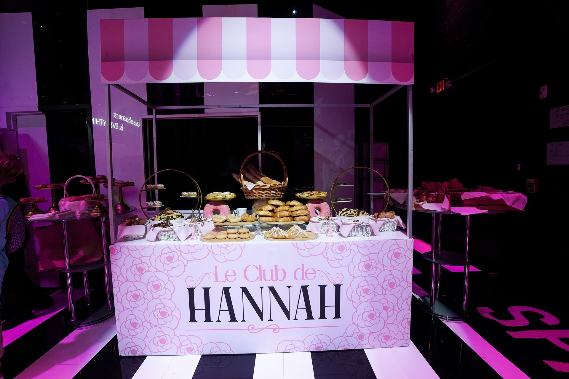  html    head  title 500 Internal Server Error  title   head    body    center  h1 500 Internal Server Error  h1   center    hr  center nginx 1.29.3  center     body     html 