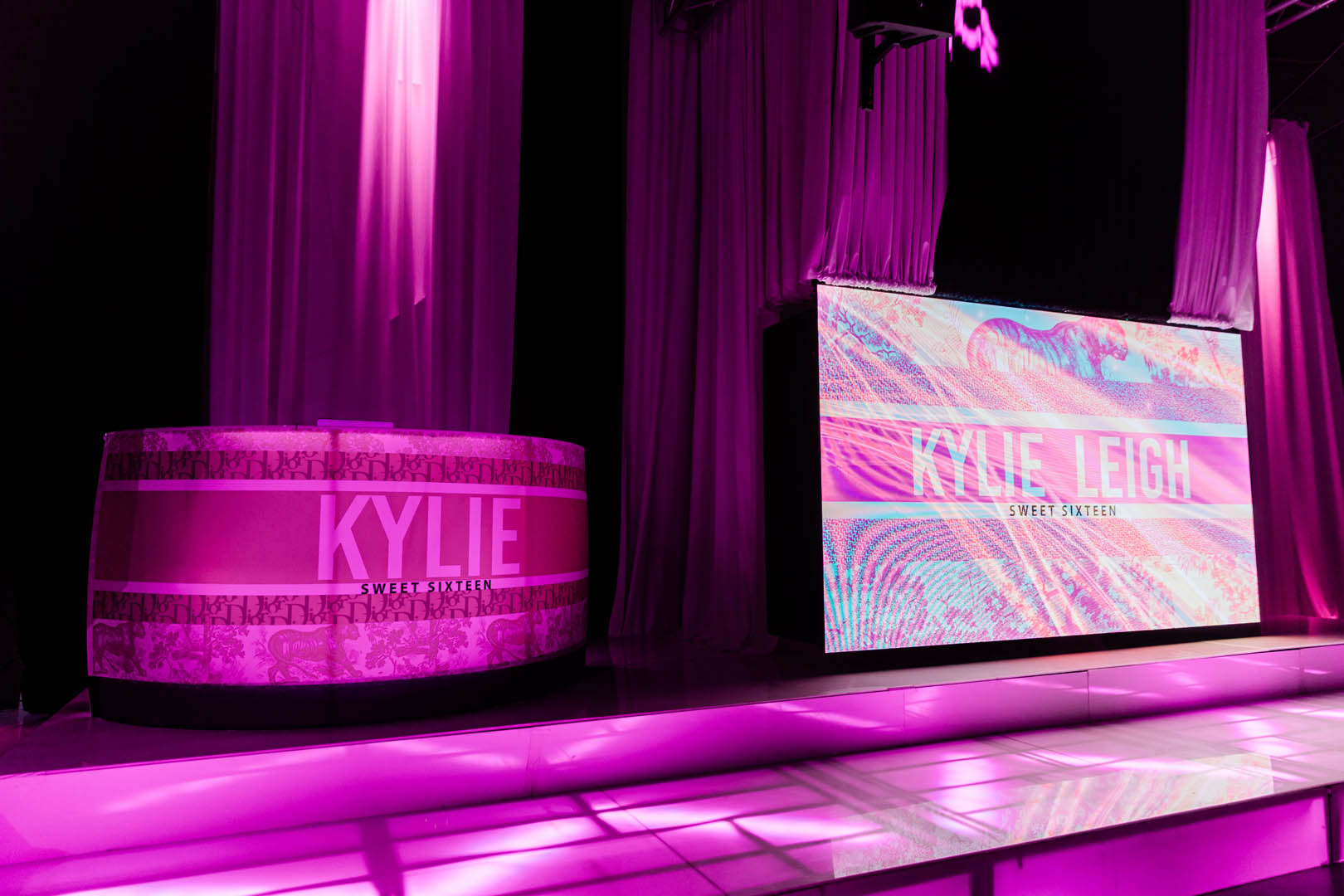  html    head  title 500 Internal Server Error  title   head    body    center  h1 500 Internal Server Error  h1   center    hr  center nginx 1.29.3  center     body     html 