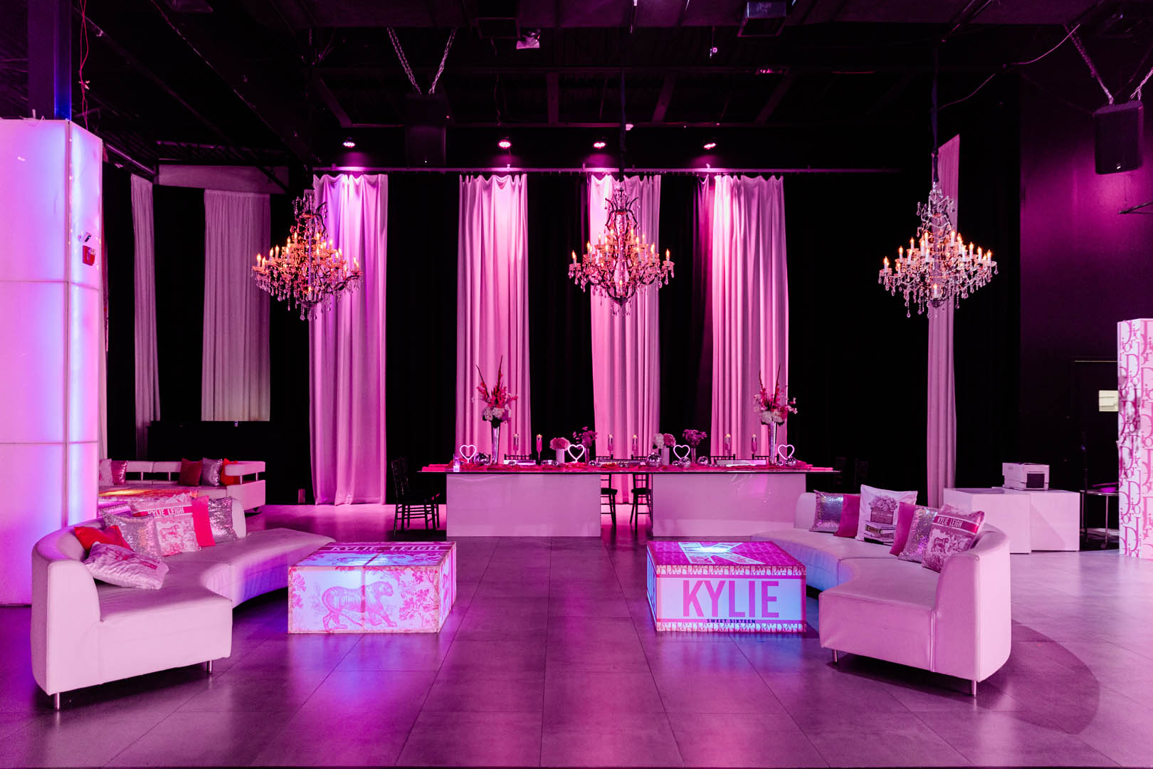  html    head  title 500 Internal Server Error  title   head    body    center  h1 500 Internal Server Error  h1   center    hr  center nginx 1.29.3  center     body     html 