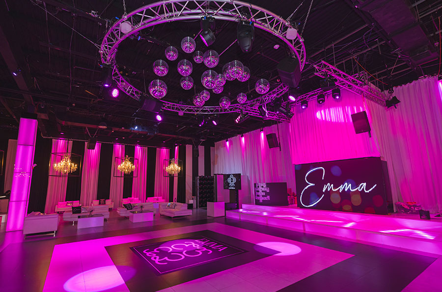  html    head  title 500 Internal Server Error  title   head    body    center  h1 500 Internal Server Error  h1   center    hr  center nginx 1.29.3  center     body     html 