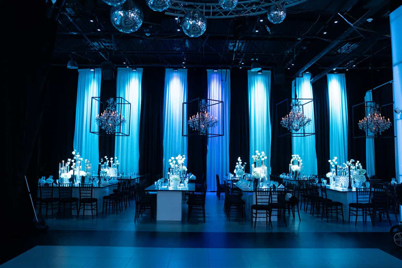  html    head  title 500 Internal Server Error  title   head    body    center  h1 500 Internal Server Error  h1   center    hr  center nginx 1.29.3  center     body     html 